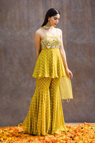 Nishtha Gandhi in Mirror Work Corset Peplum And Fit'N'Flare Pant Set In Lurex Georgette With Choker Dupatta