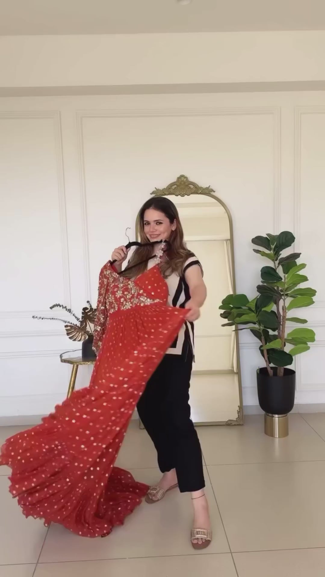 Heena Somani in 1-sleeve mirror work Anarkali