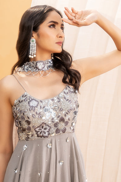Floral Embroidered Yoke Peplum With Fit'N'Flare Embroidered High Waist Pant & Choker Style Embroidered Dupatta